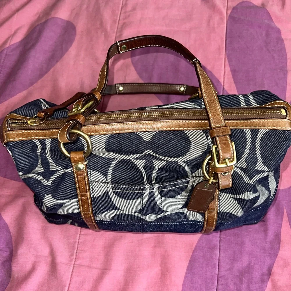 Stylish Coach Denim Women's Bag - Picture 3 of 11